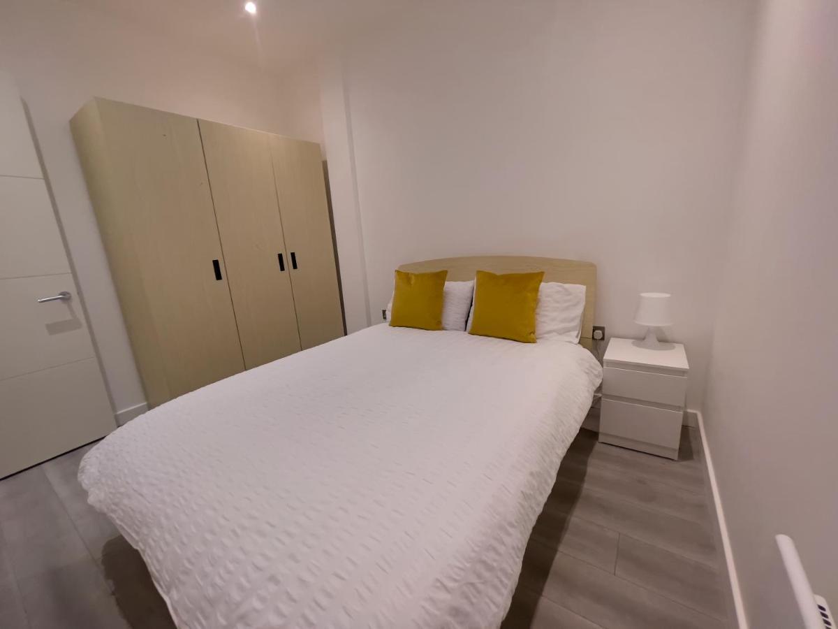 Lovely 2 Double Bedroom Flat With Free Parking - At The Atrium Mk Milton Keynes Extérieur photo