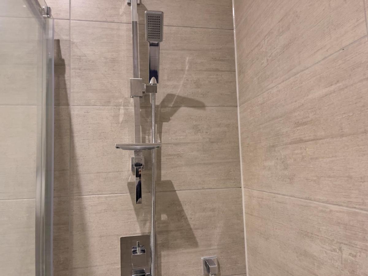 Lovely 2 Double Bedroom Flat With Free Parking - At The Atrium Mk Milton Keynes Extérieur photo